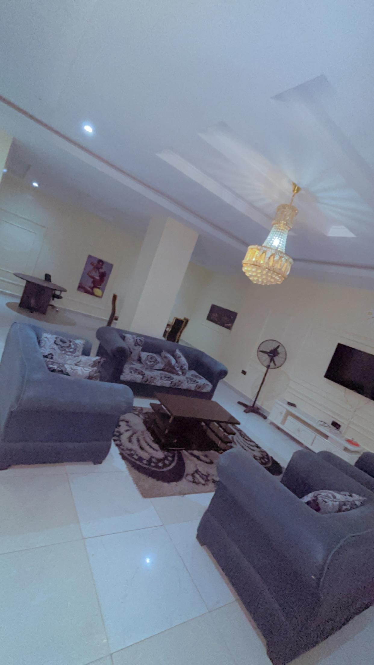 Elegant Comfort Space